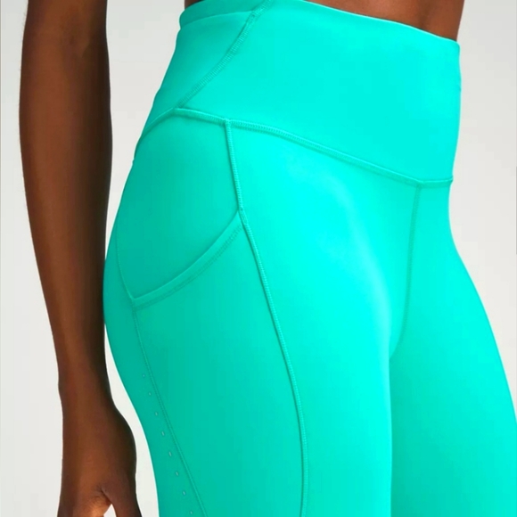 NWT, Lululemon Pants Leggings  Align High-Rise, 25" Size 4, Kelly Green - Picture 2 of 2